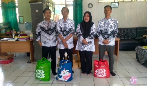 HUT PGRI Ke 80, SMK Tajimalela Gelar Syukuran