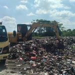Tindak Lanjut Hasil Musyawarah, Pengolahan Sampah di Perumahan Griya Junti Asri Dilakukan Dengan Alat Berat