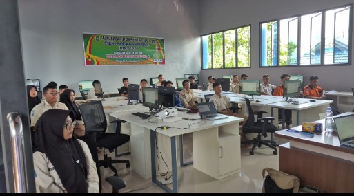 Berikan Kesempatan Kerja Bagi Siswa, PT Sambu Gruop Seleksi Karyawan di SMK Negeri 1 Pangkalan Kerinci