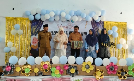 Pentas Seni di Pelepasan Murid PAUD Bina Kasih