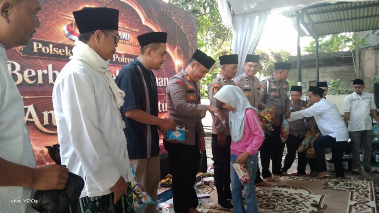 Polsek Jawilan Polres Serang Bagikan Kebahagiaan Untuk Anak Yatim Piatu Dalam Rangka HUT Bhayangkara ke-80