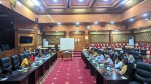 Legalitas Dipertanyakan, Warga Desa Seuat Tolak Ekspansi Peternakan Ayam